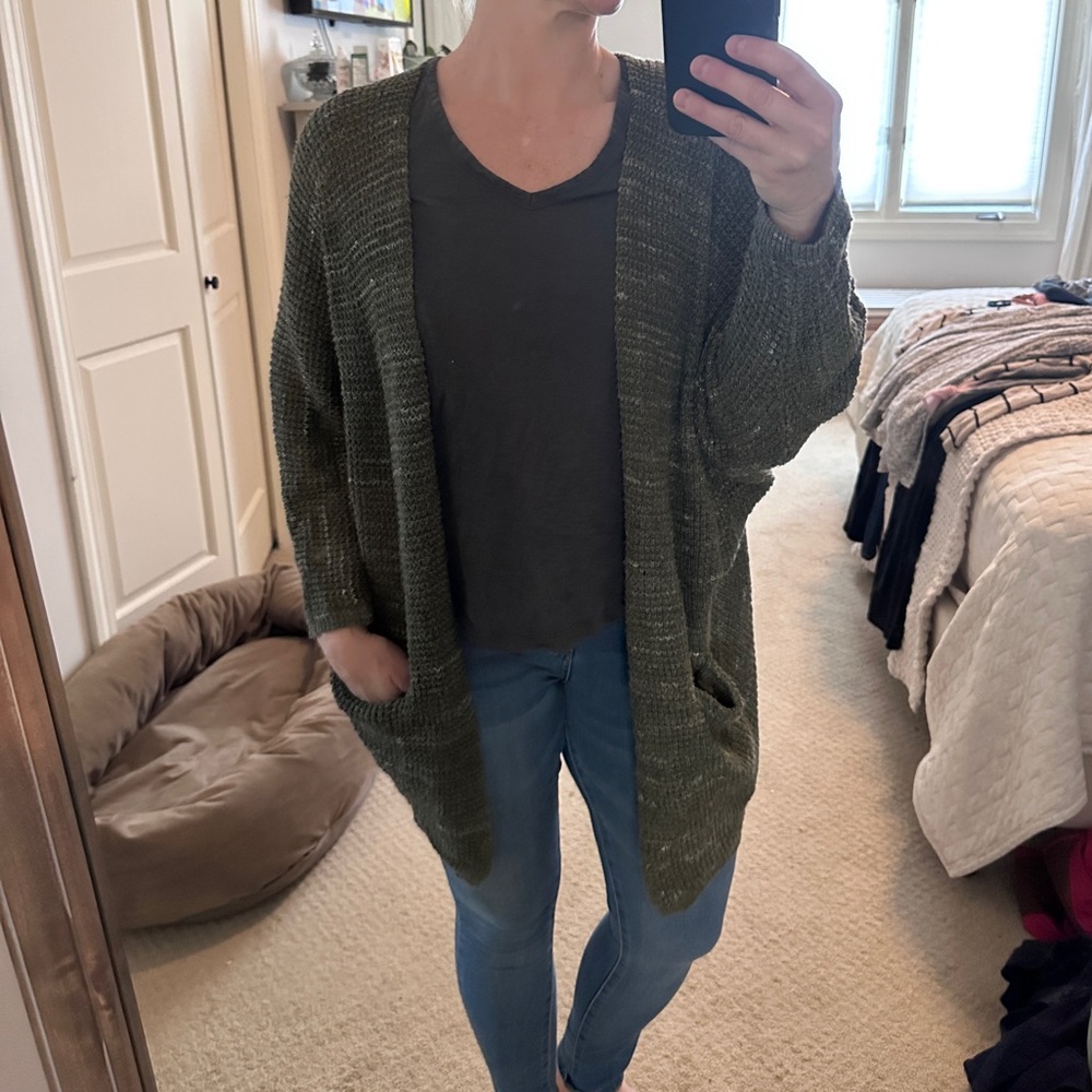 Universal Thread marled olive green sweater
